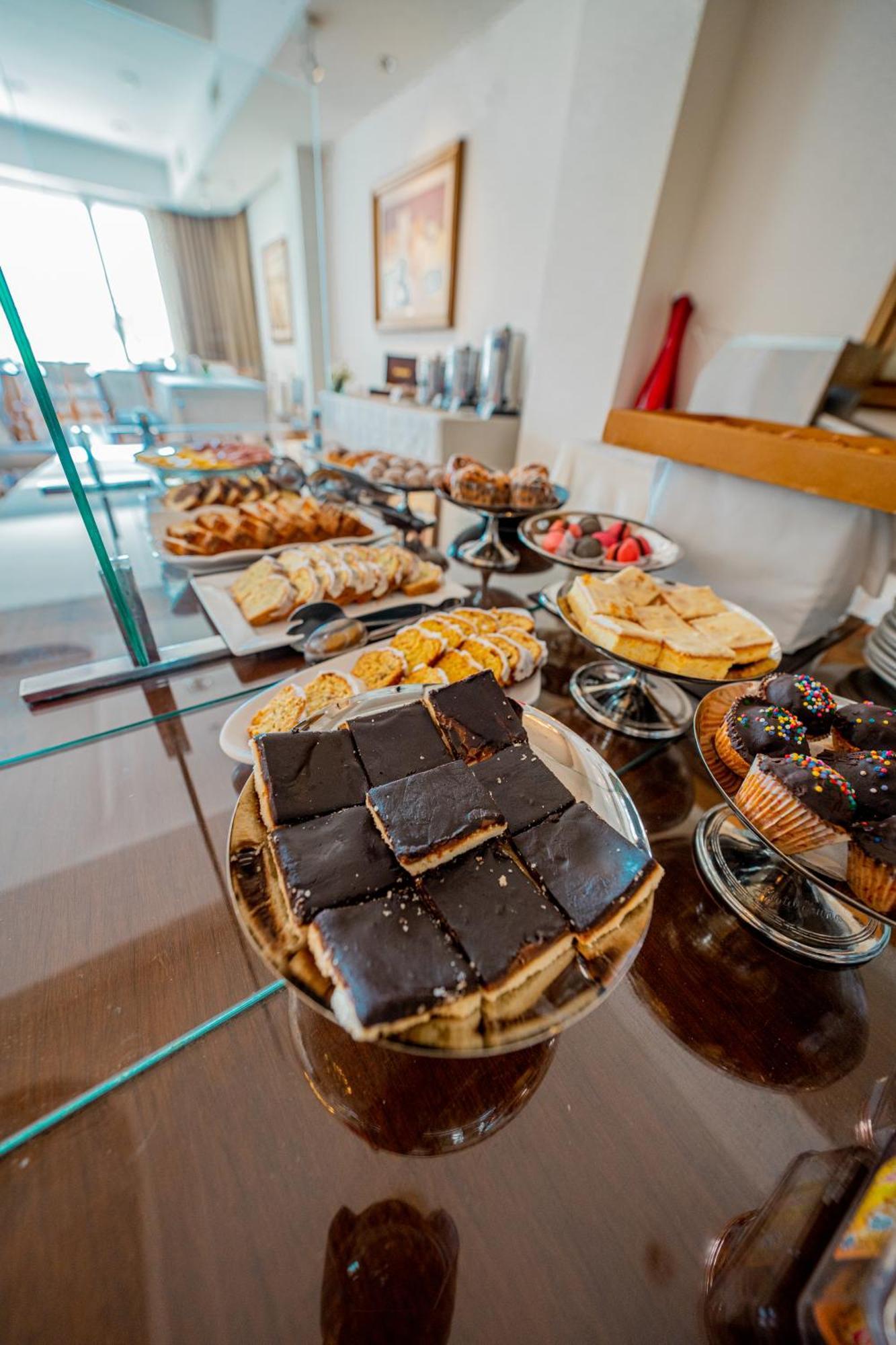 Hotel Iruna Mar del Plata Kültér fotó