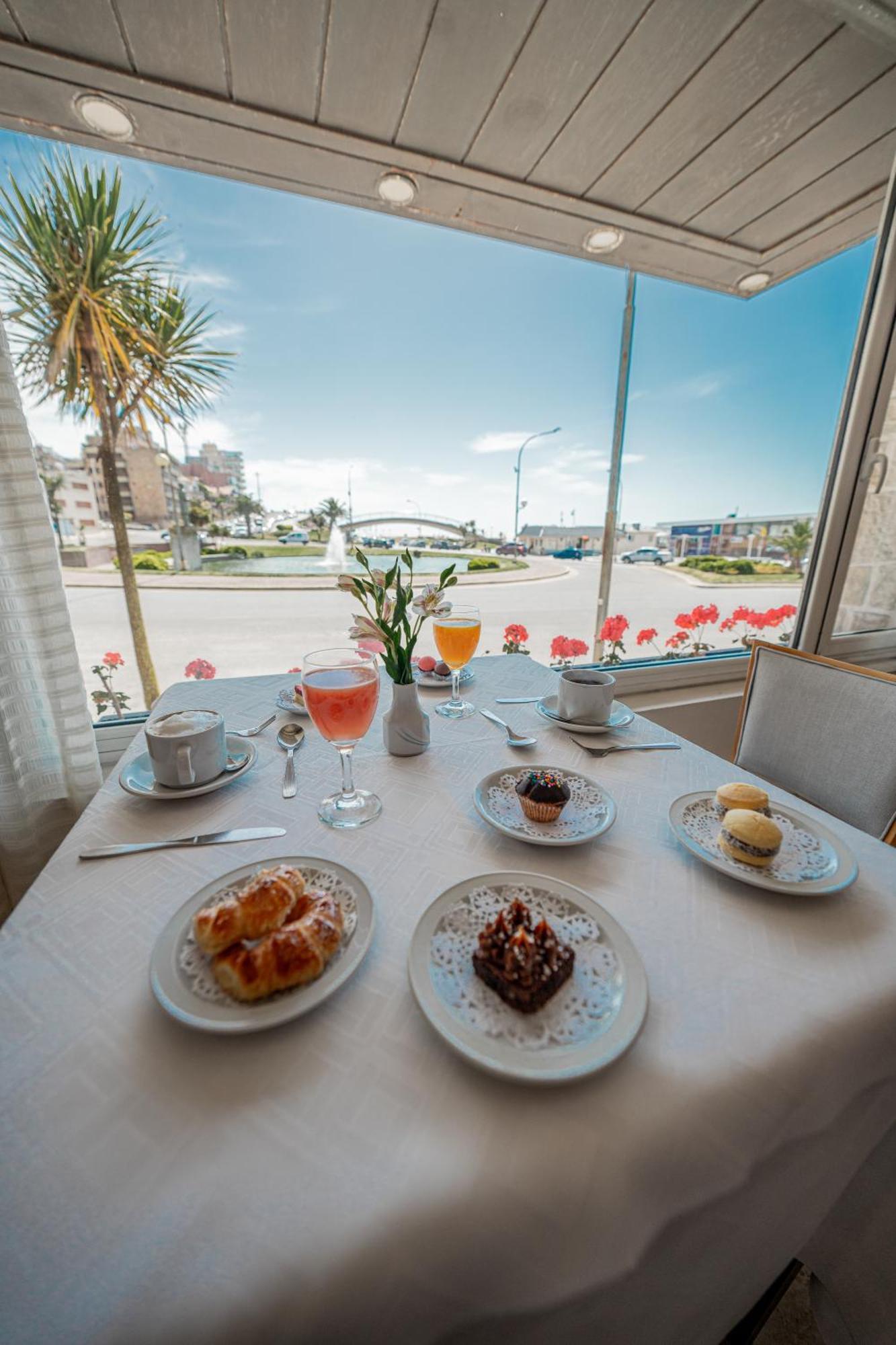 Hotel Iruna Mar del Plata Kültér fotó