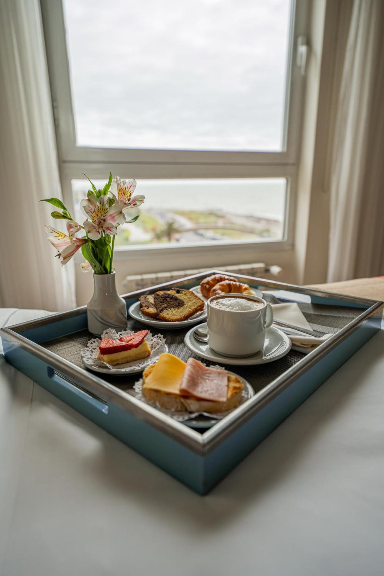 Hotel Iruna Mar del Plata Kültér fotó